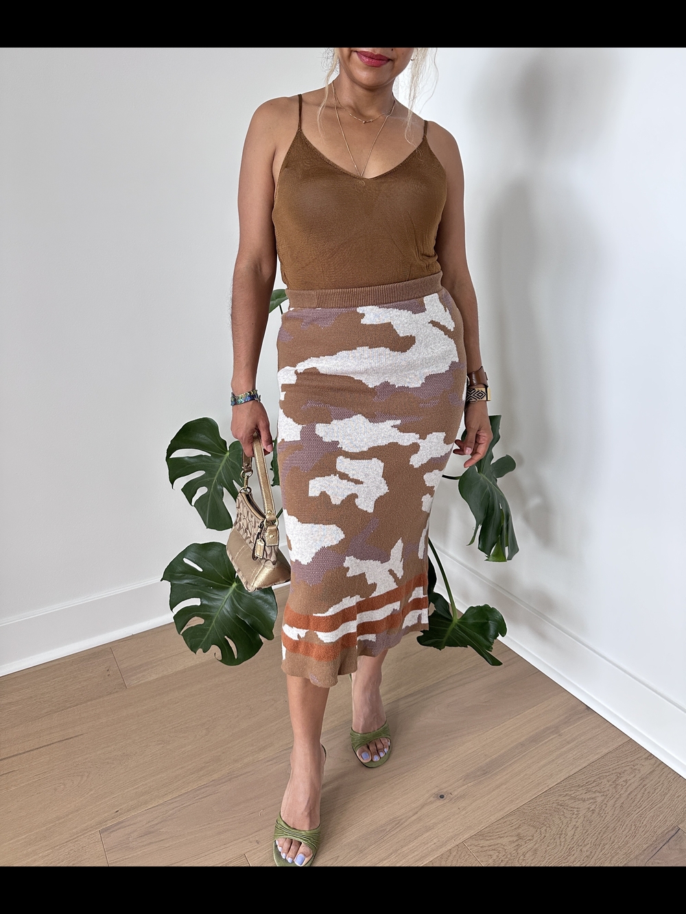Mystree Cate Camouflage Midi Sweater Skirt Brown Camo Cozy Chic Avant Basic Sz M